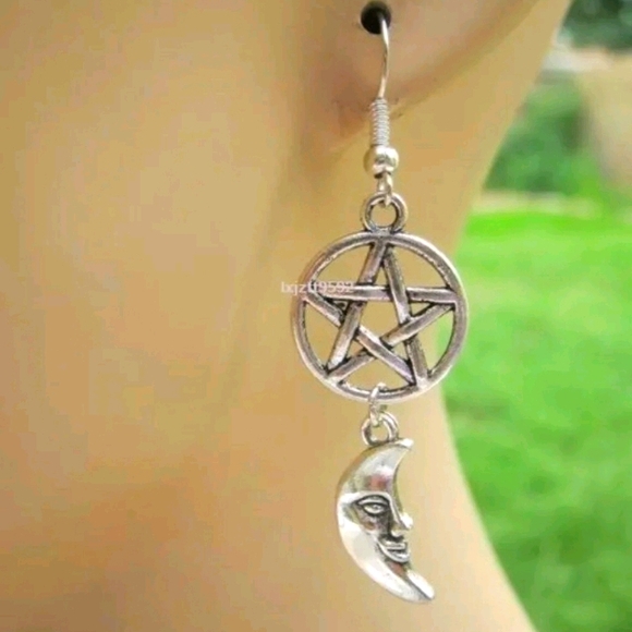 Pentacle Crescent Moon Face Earrings - Picture 3 of 3